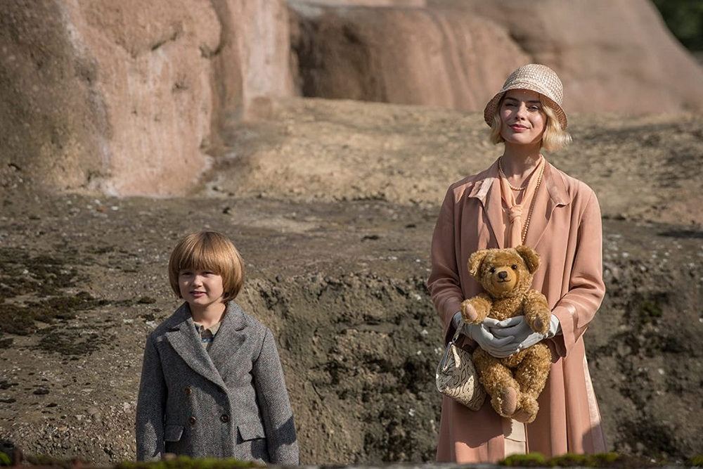 مارگو رابی و ویل تیلستون در «خداحافظ کریستوفر رابین» (Goodbye Christopher Robin)